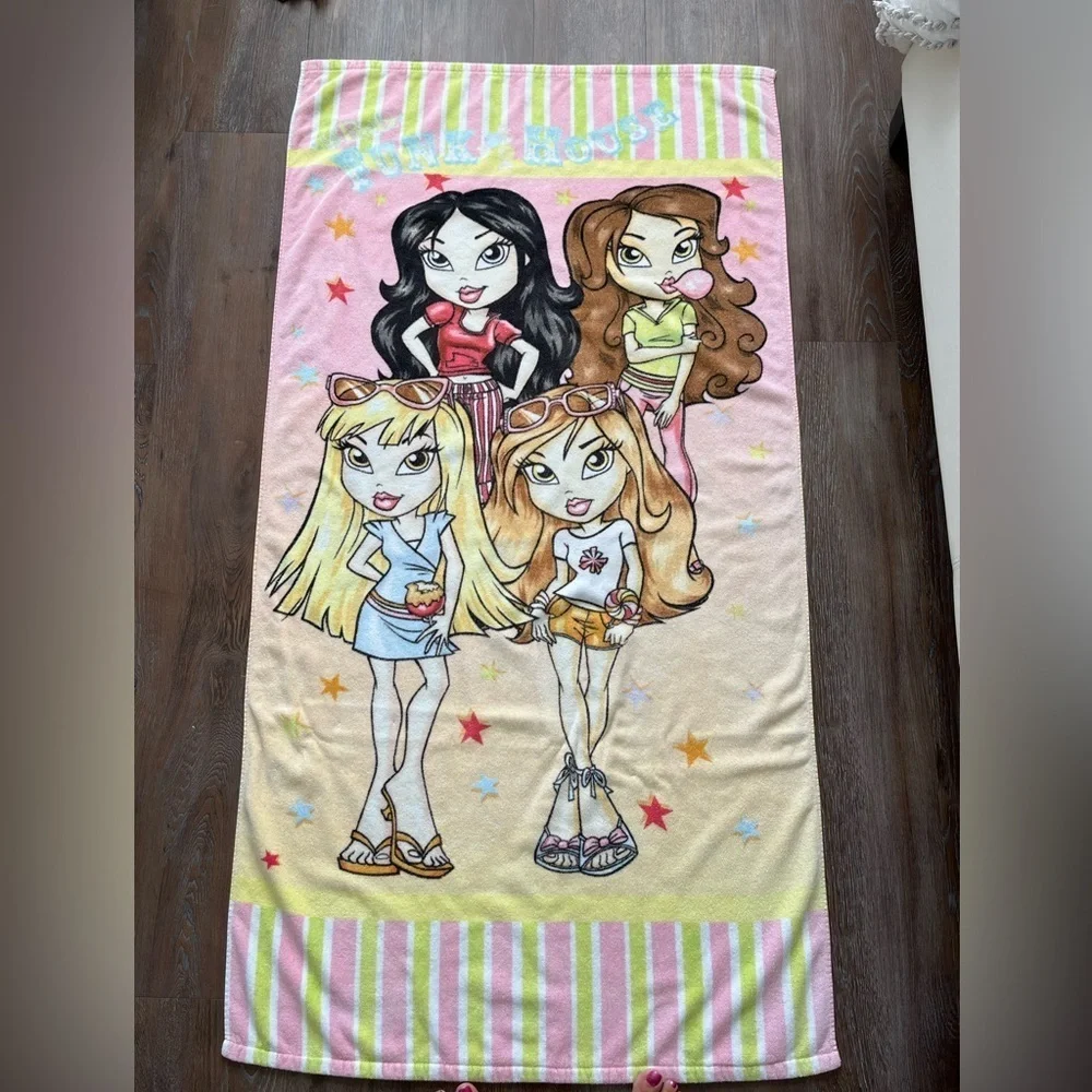 Vintage Y2K LIL BRATZ Funk House Beach Towel Great Condition